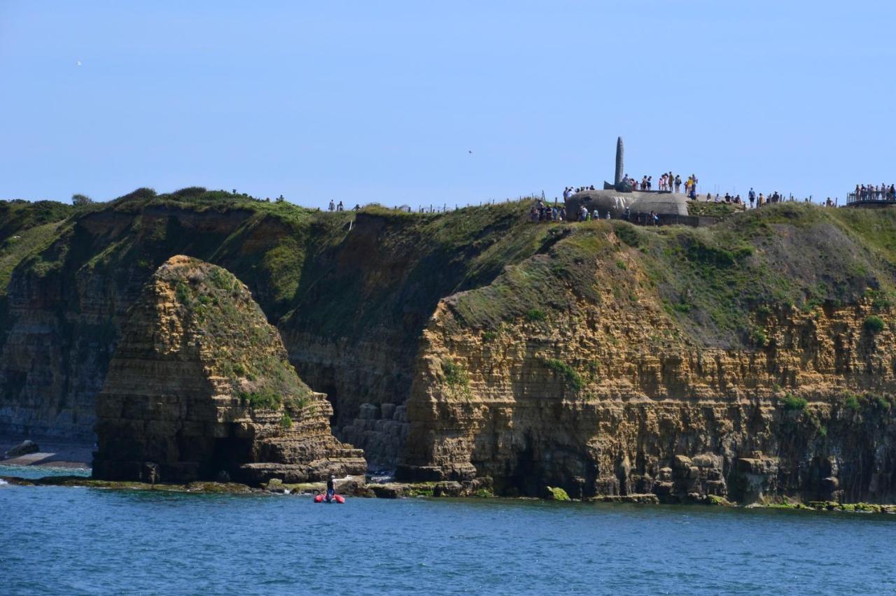 Gite "Au P'Tit Tourois" De Plain-Pied Tout Confort Avec Veranda Proche D'Omaha Beach Et De Bayeux Accueillant Les Animaux Экстерьер фото