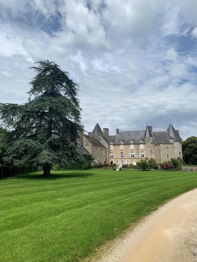 Gite "Au P'Tit Tourois" De Plain-Pied Tout Confort Avec Veranda Proche D'Omaha Beach Et De Bayeux Accueillant Les Animaux Экстерьер фото